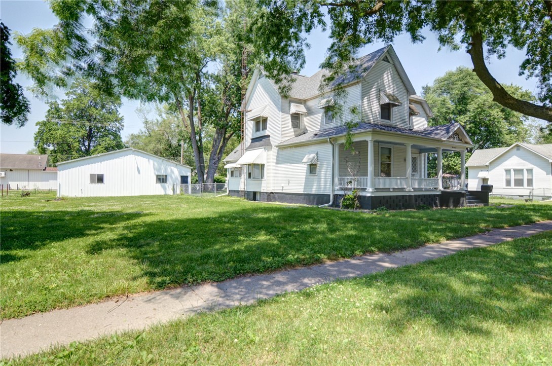 319 N Macon Street Property Photo 1