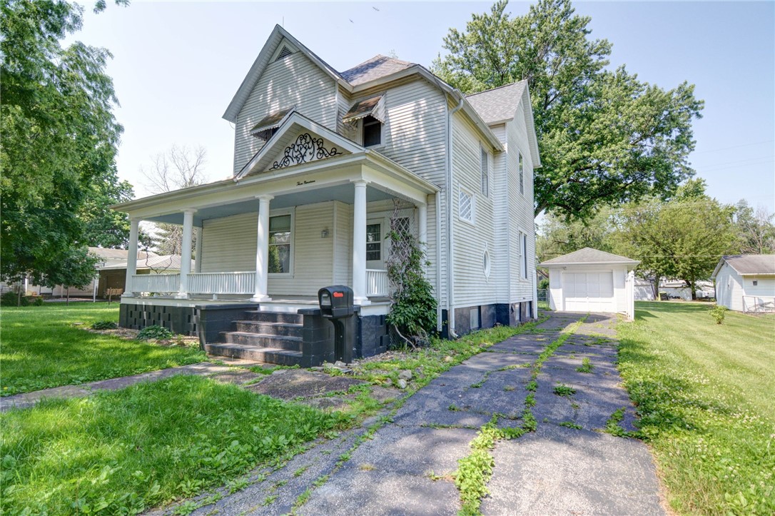 319 N Macon Street Property Photo 3