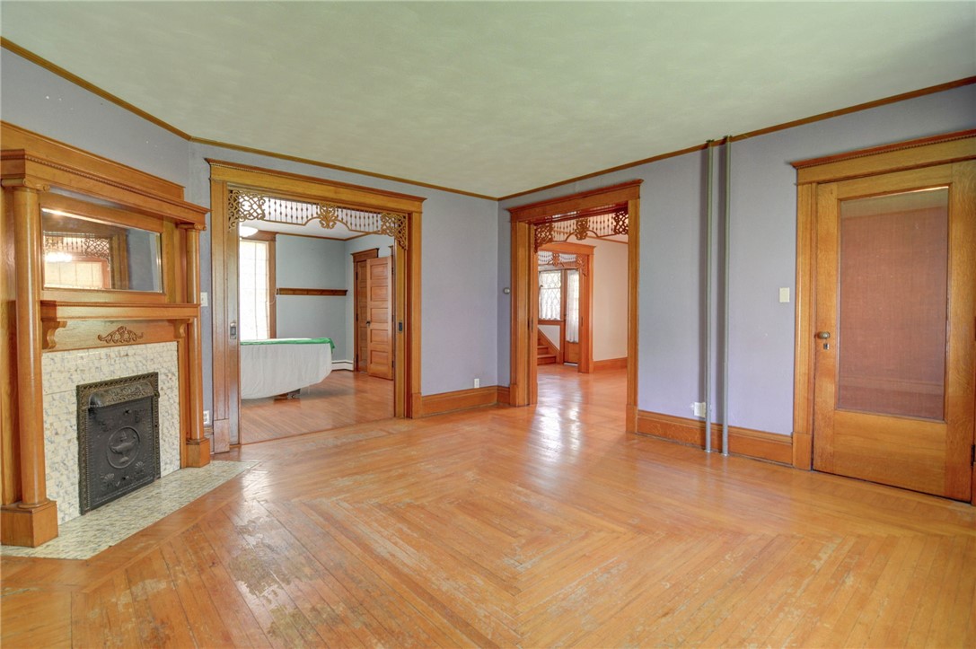 319 N Macon Street Property Photo 9