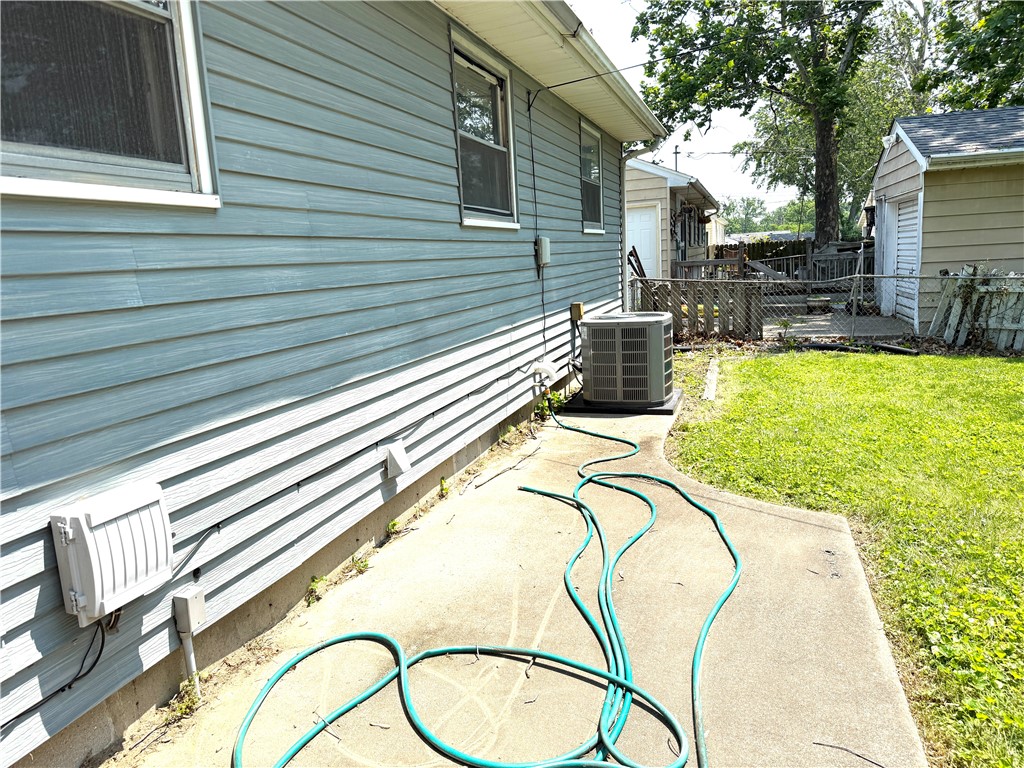 9 La Salle Drive Property Photo 14