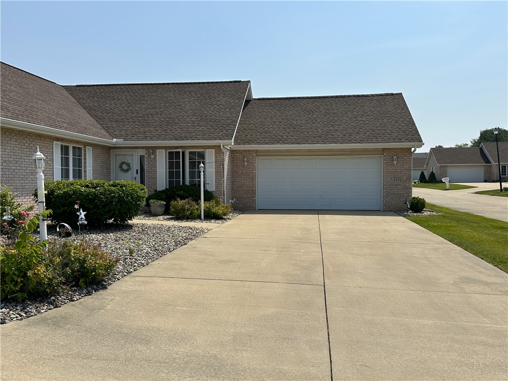 3121 Stoneridge Court Property Photo