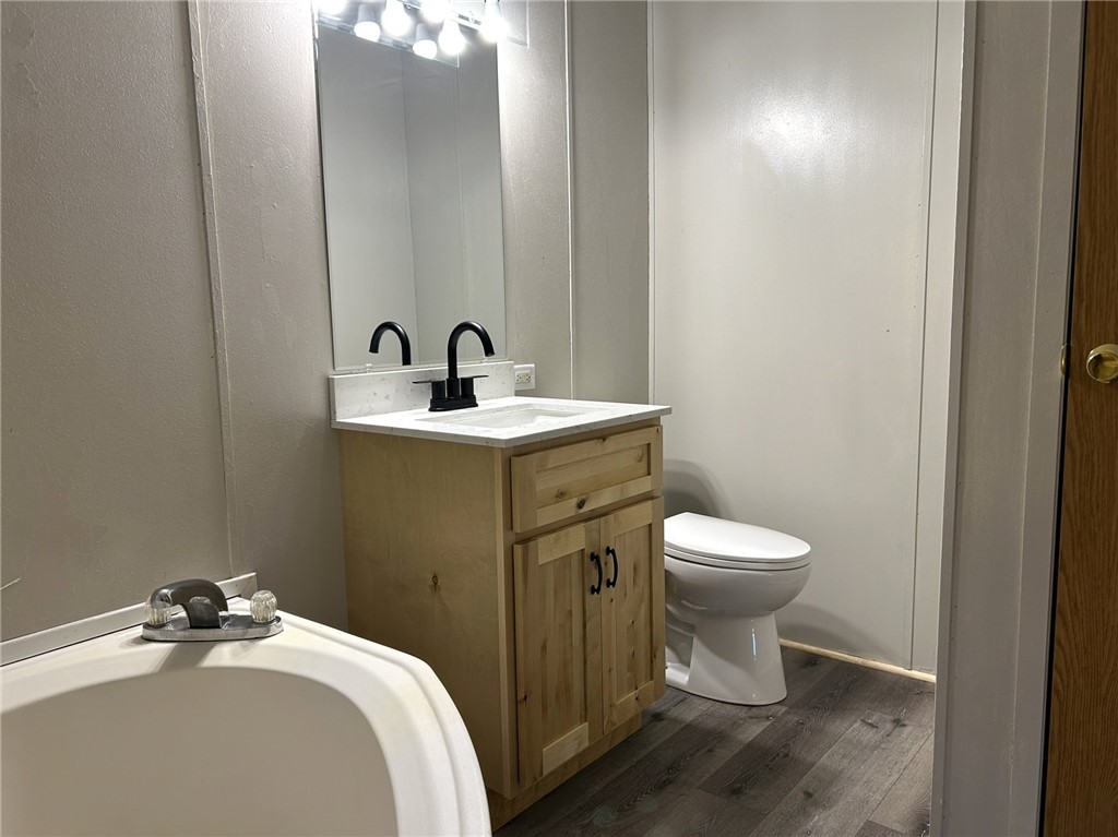 305 W Main Street Property Photo 18