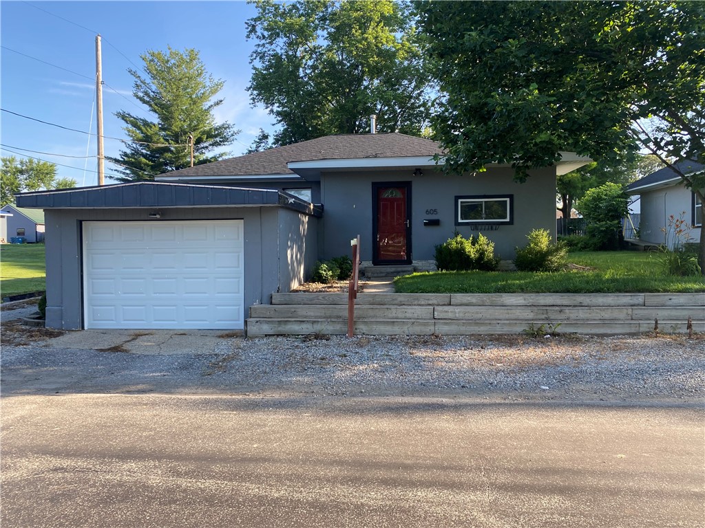 605 W Reynolds Street Property Photo