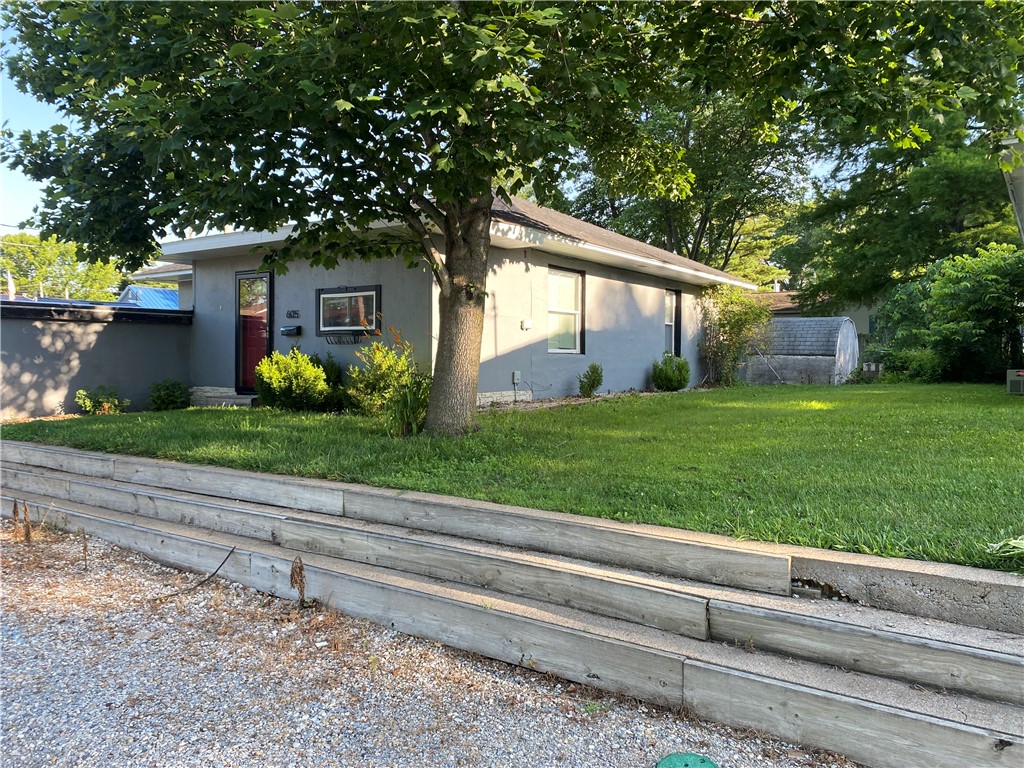 605 W Reynolds Street Property Photo 3