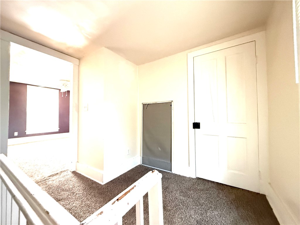 314 W Maple Street Property Photo 5
