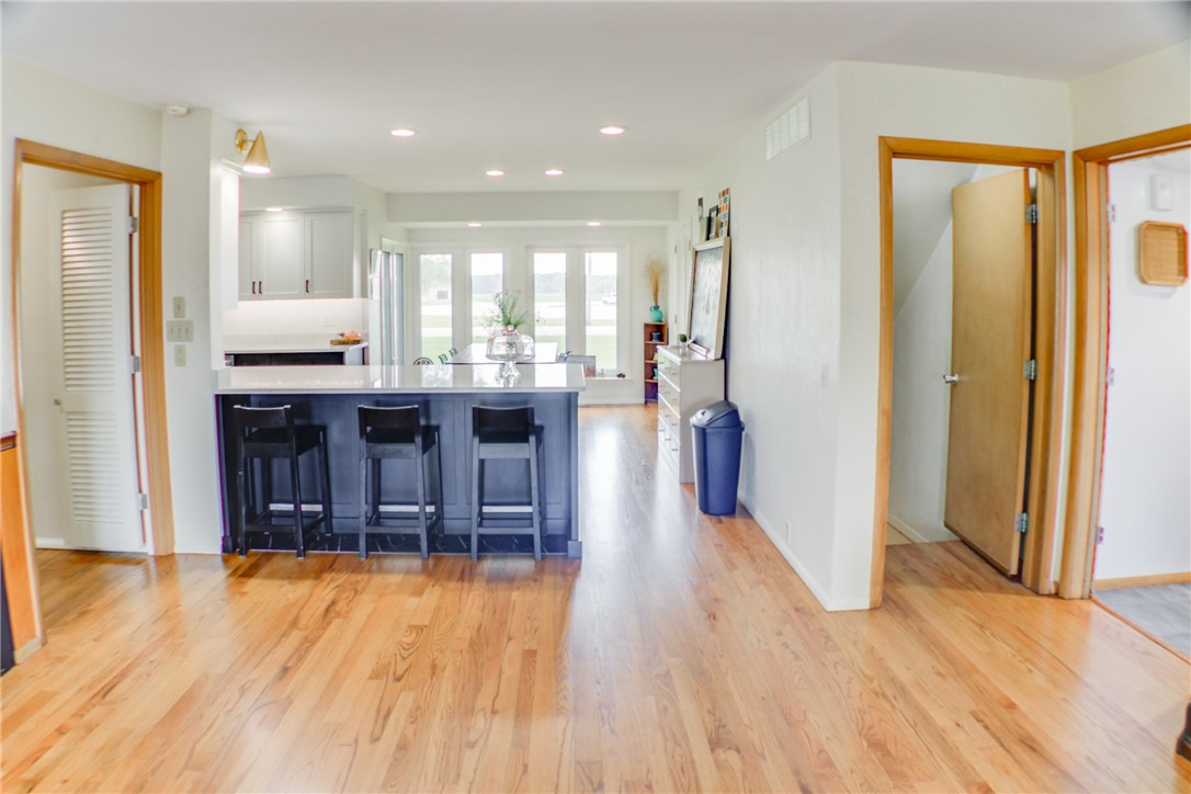 400 Country Club Road Property Photo 13