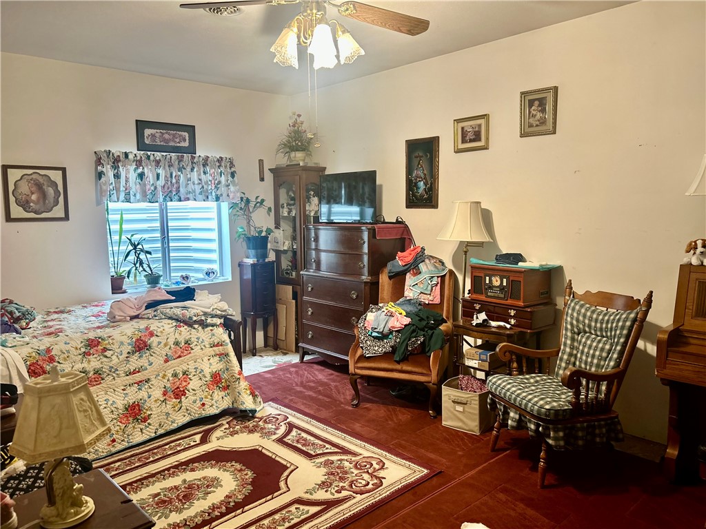 9275 N 890th Street Property Photo 17