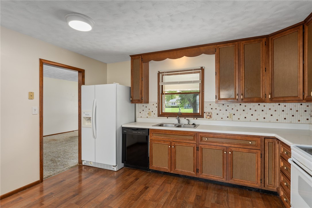 1009 Henrietta Street Property Photo 12