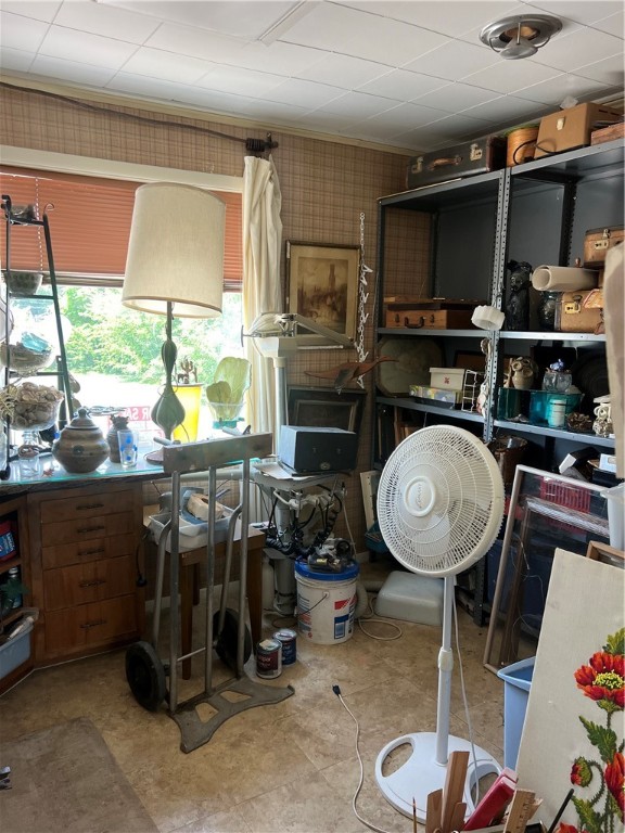 280 W North Street Property Photo 6