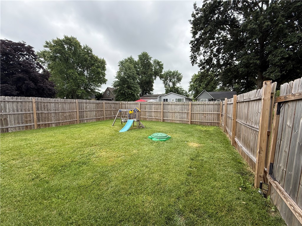 126 State Street Property Photo 15