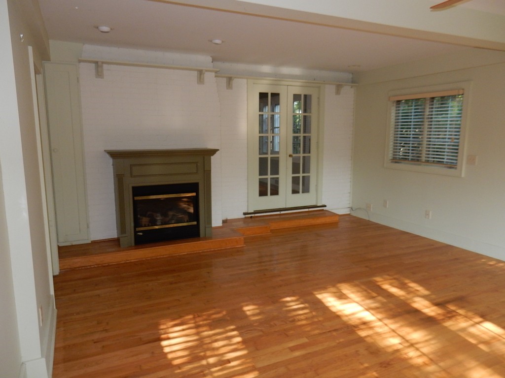 635 S Seigel Street Property Photo 12