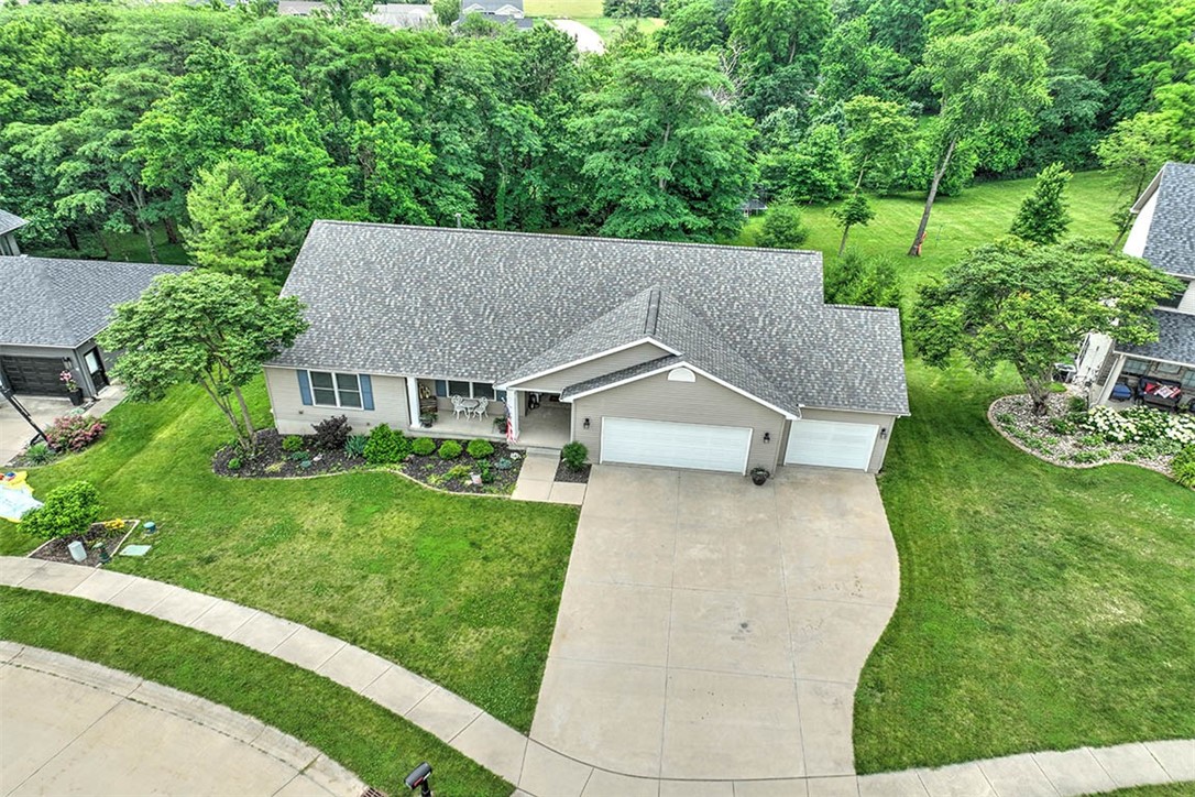 175 Lexington Circle Property Photo 2