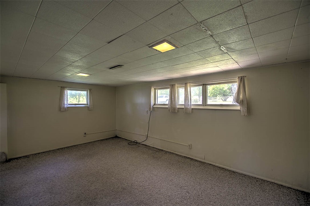 3333 N University Avenue Property Photo 20