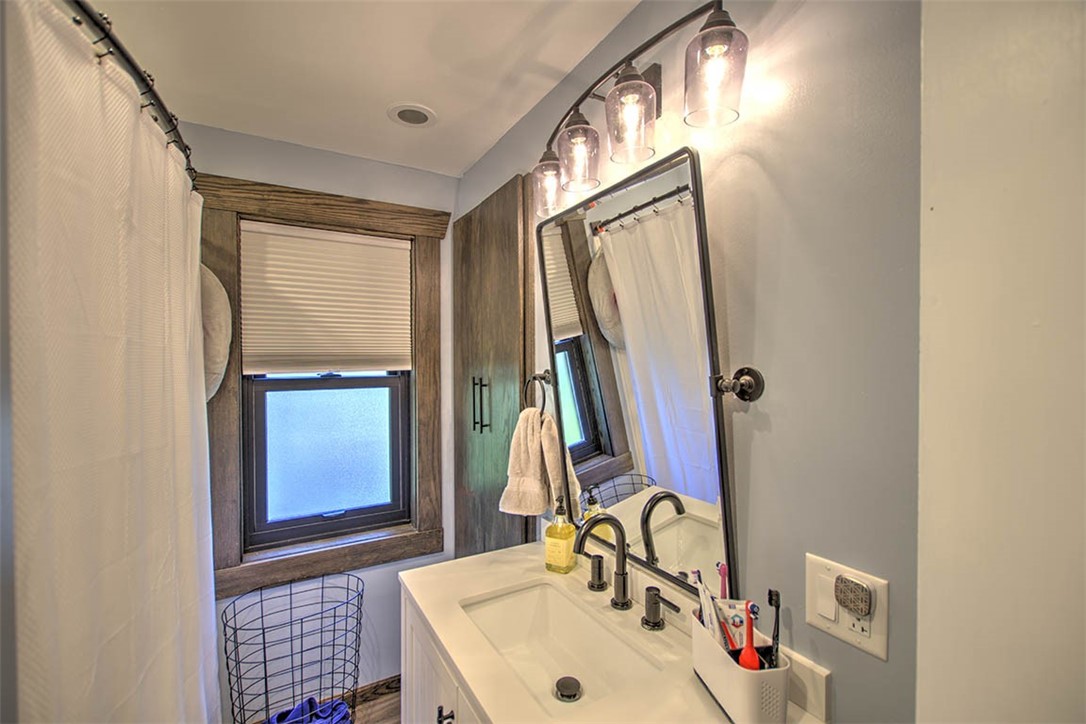 1579 W Main Street Property Photo 17