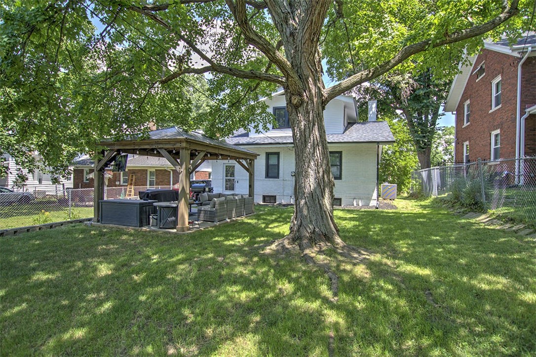 1579 W Main Street Property Photo 28
