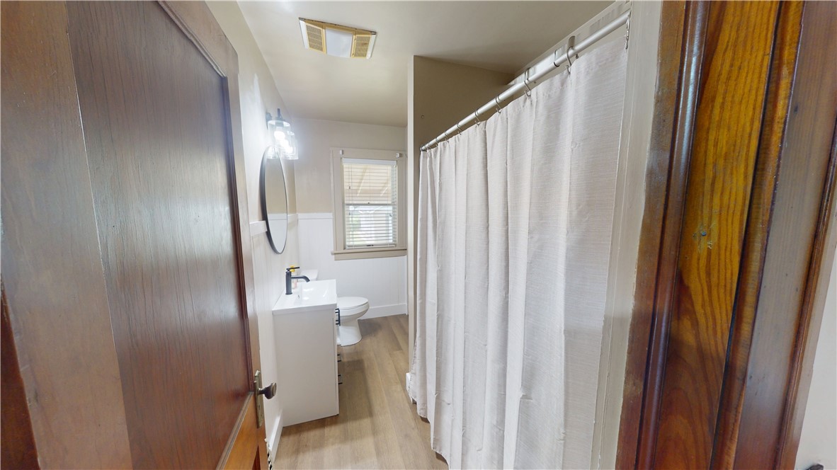 104 E North Street Property Photo 29