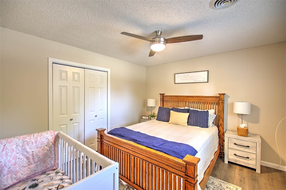 160 Hickory Point Court Property Photo 23