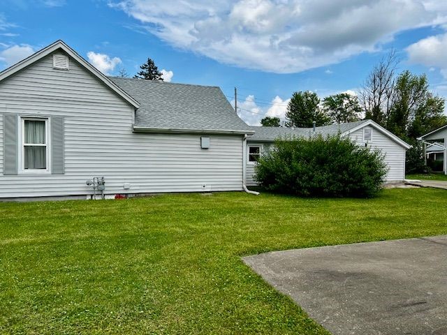 311 E Collett Street Property Photo 3