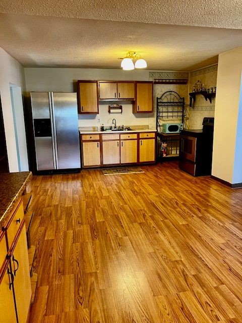 311 E Collett Street Property Photo 10