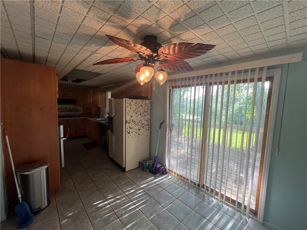 1017 N Linden Avenue Property Photo 6