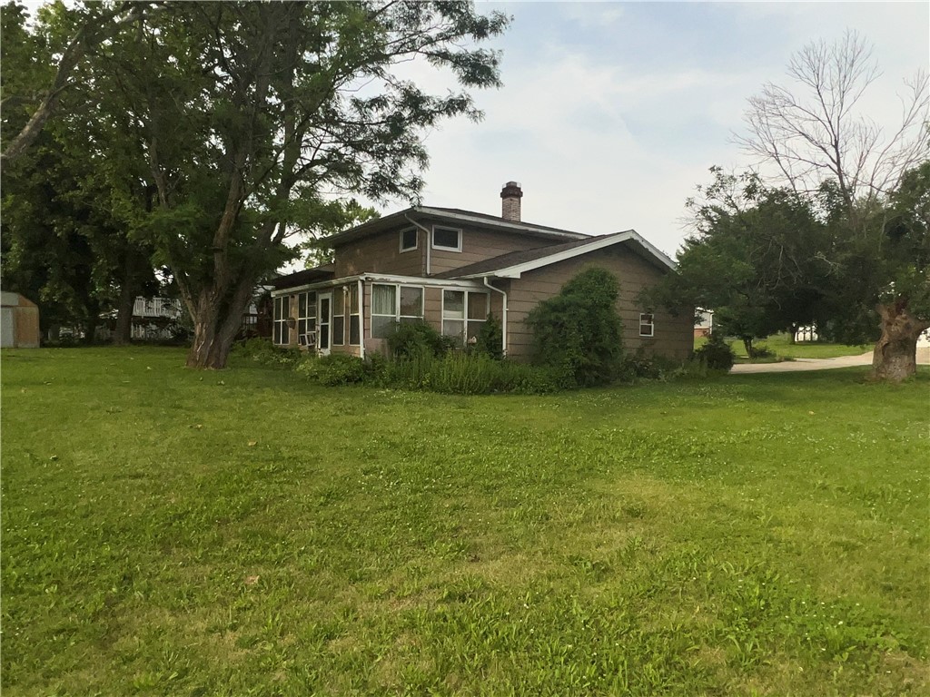 1017 N Linden Avenue Property Photo 19