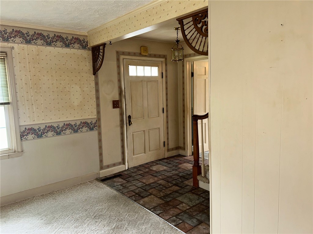 8 Noyes Court Property Photo 6