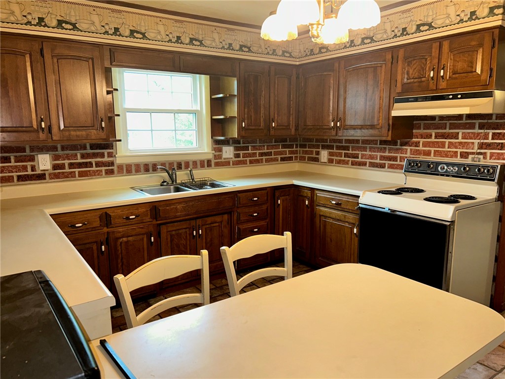 8 Noyes Court Property Photo 8