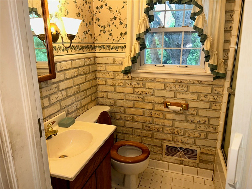 8 Noyes Court Property Photo 21