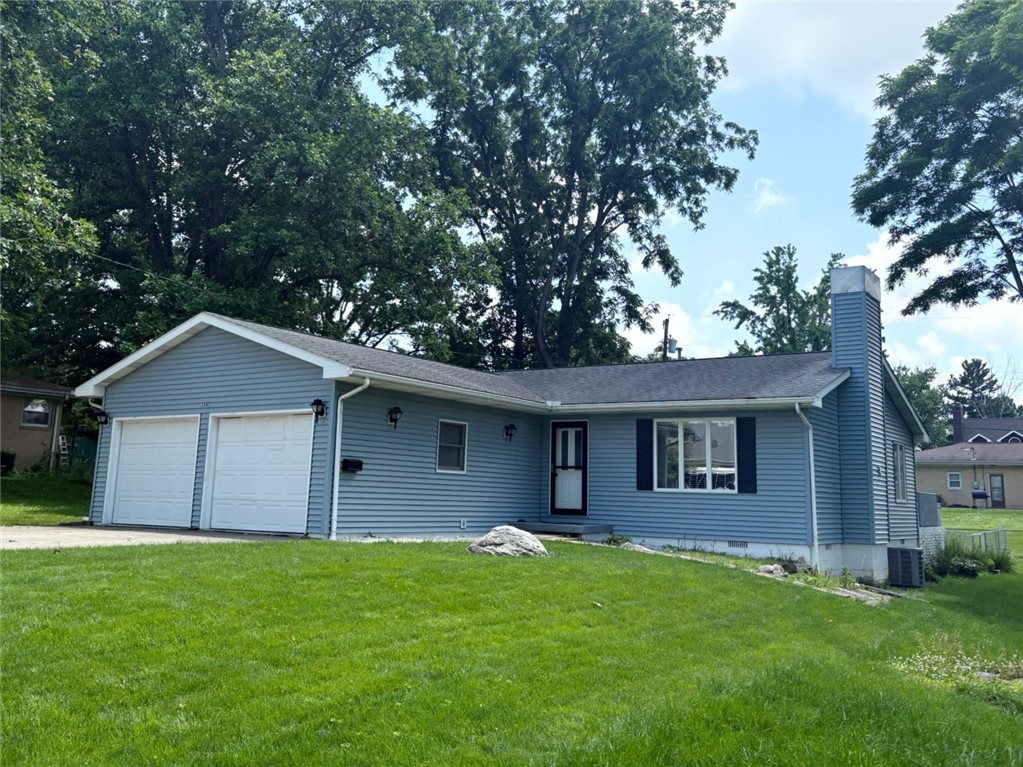 3343 Maplewood Avenue Property Photo