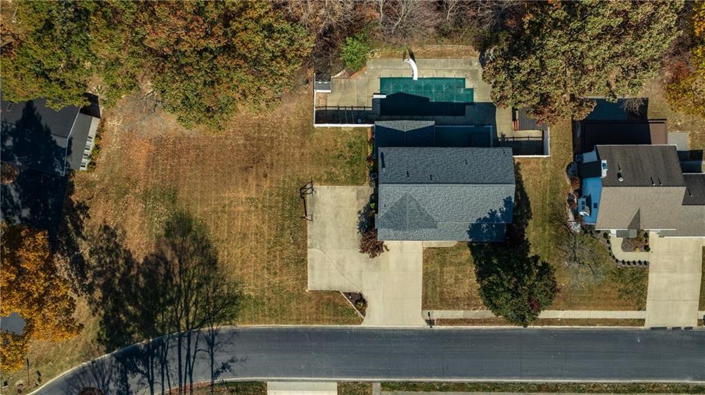 Cardinal Drive Property Photo 1