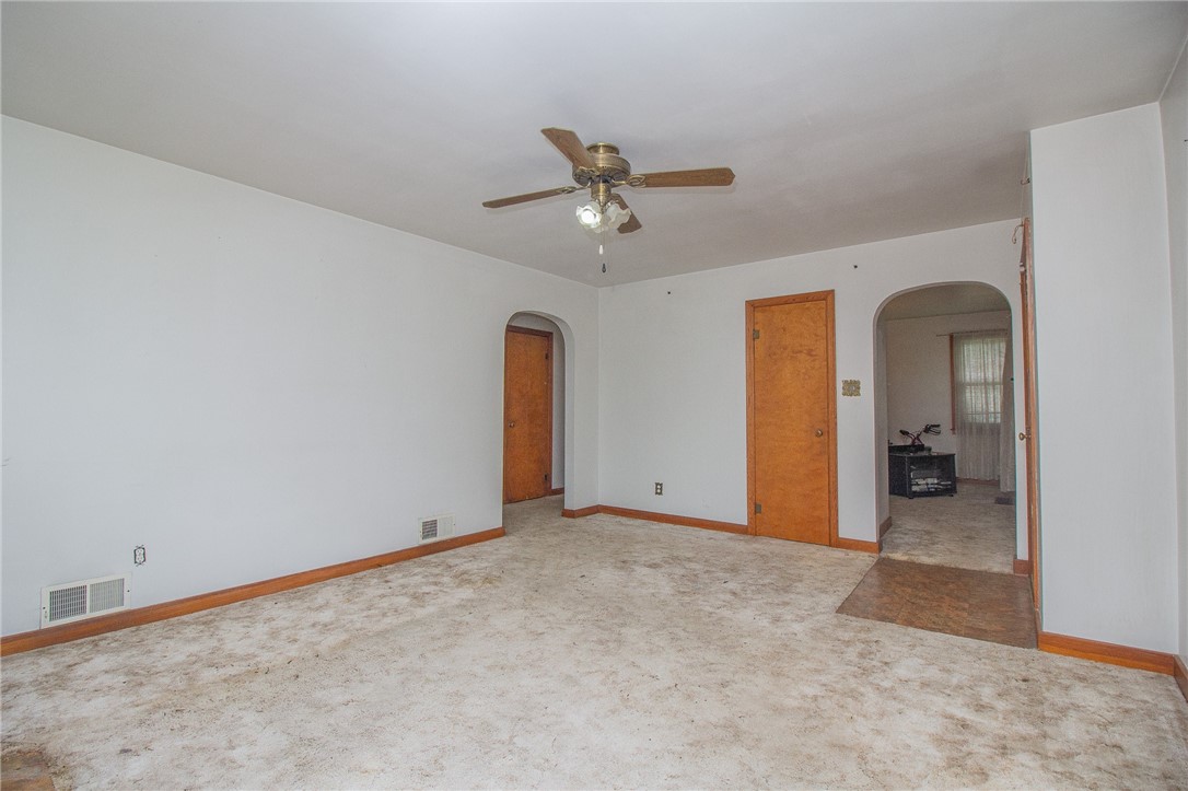 820 Oklahoma Avenue Property Photo 4