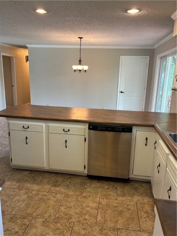 905 W Evergreen Avenue Property Photo 8
