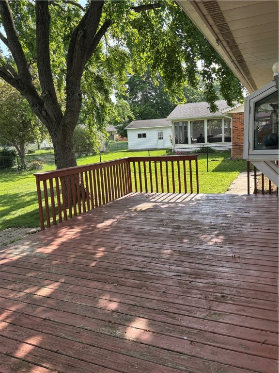 905 W Evergreen Avenue Property Photo 27