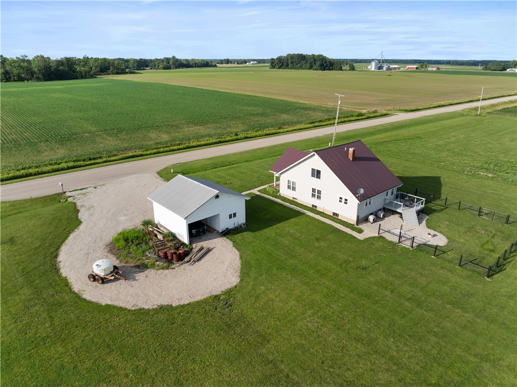 17200 E 1350th Road Property Photo 3
