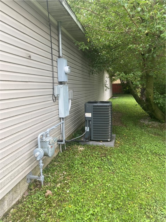 804 W Jourdan Street Property Photo 3