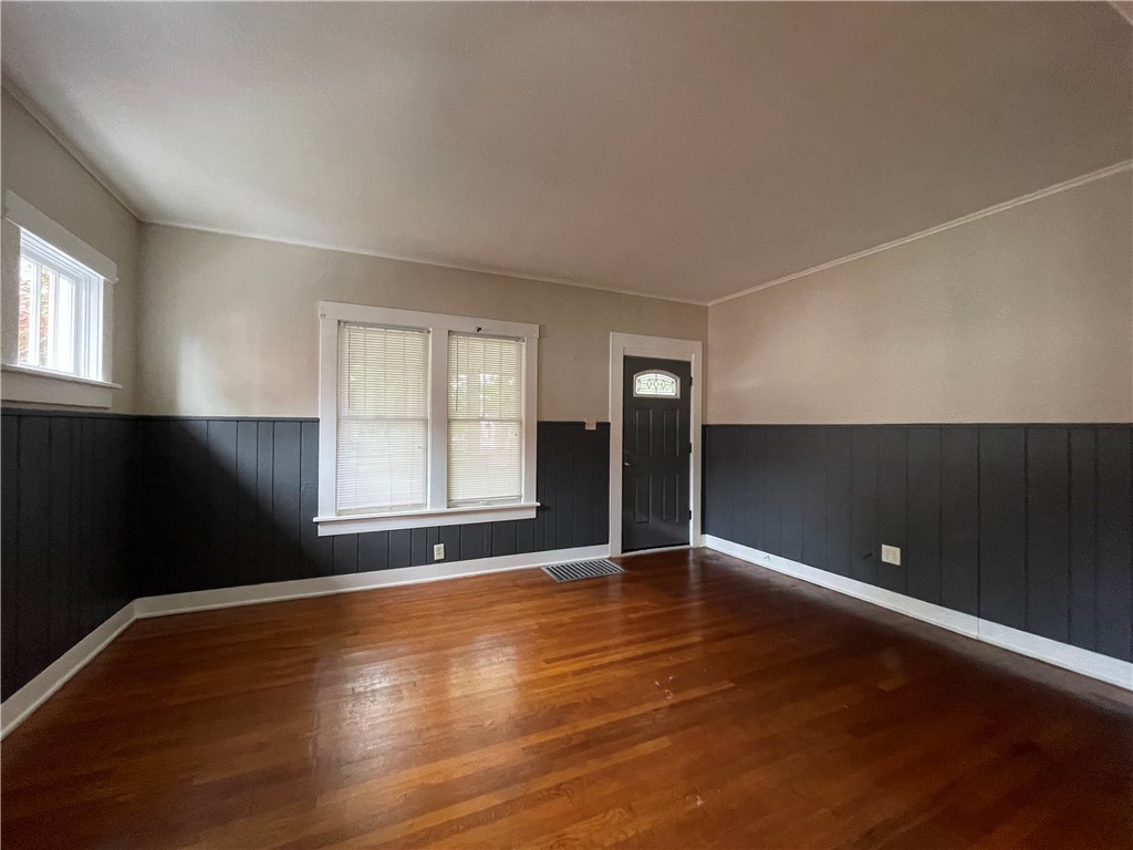 3216 Champaign Avenue Property Photo 5