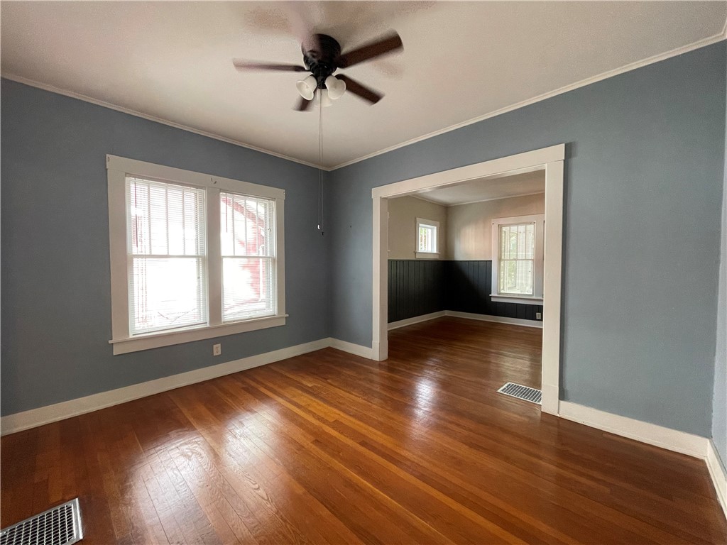 3216 Champaign Avenue Property Photo 7