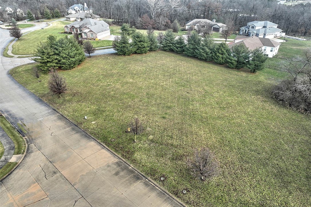 2110 Buckhead Lane Property Photo 3