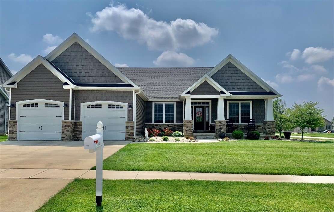 1685 Hunters Pointe Court Property Photo