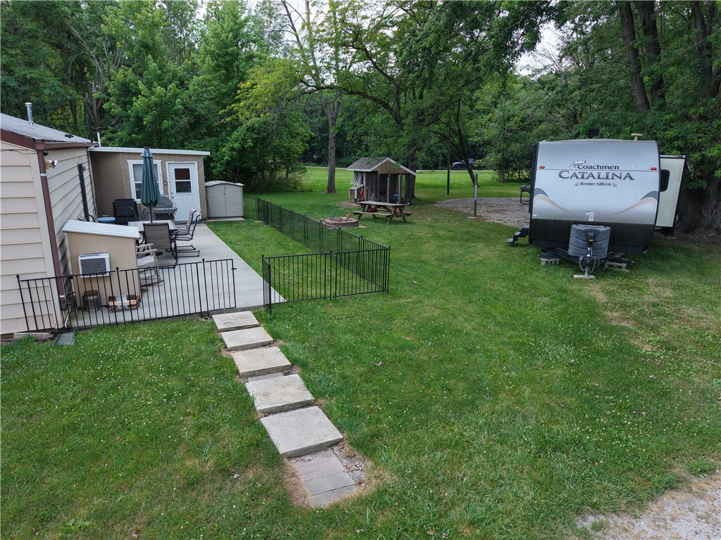 1643 County Highway 42 Property Photo 5