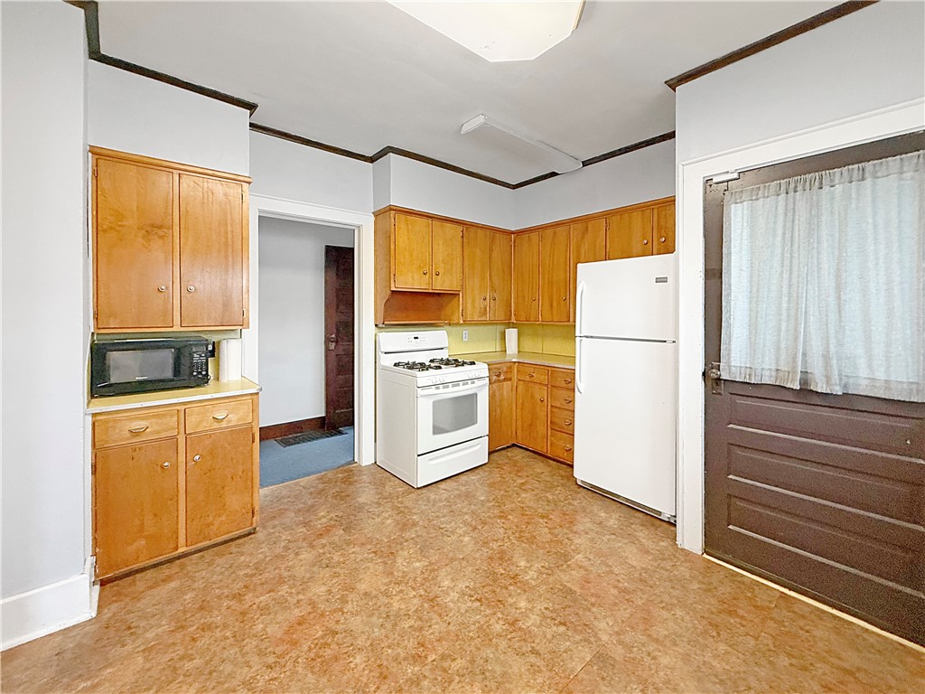 111 None Andrew Street Property Photo 8