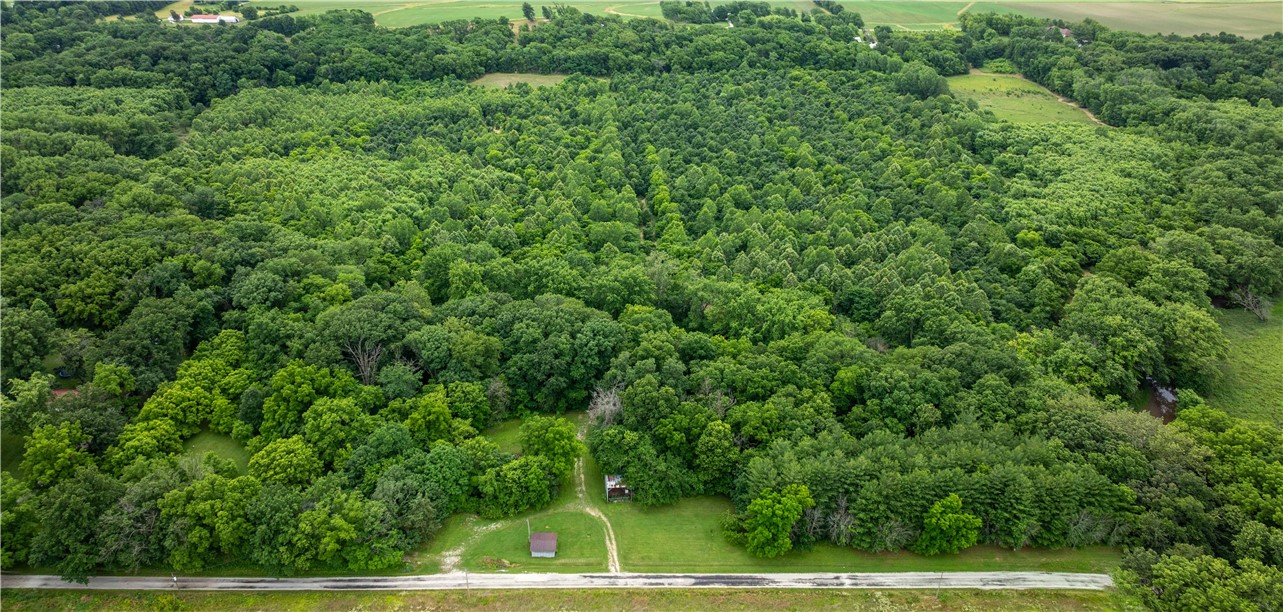 1229 N 1350 East Road Property Photo 2