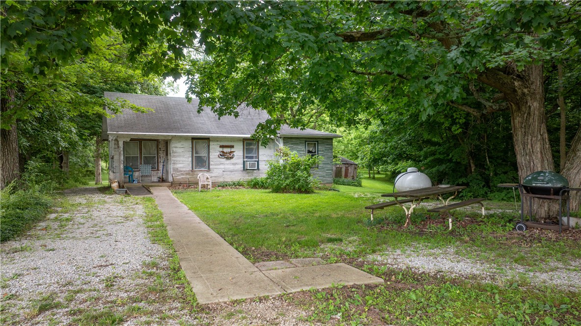 1229 N 1350 East Road Property Photo 7