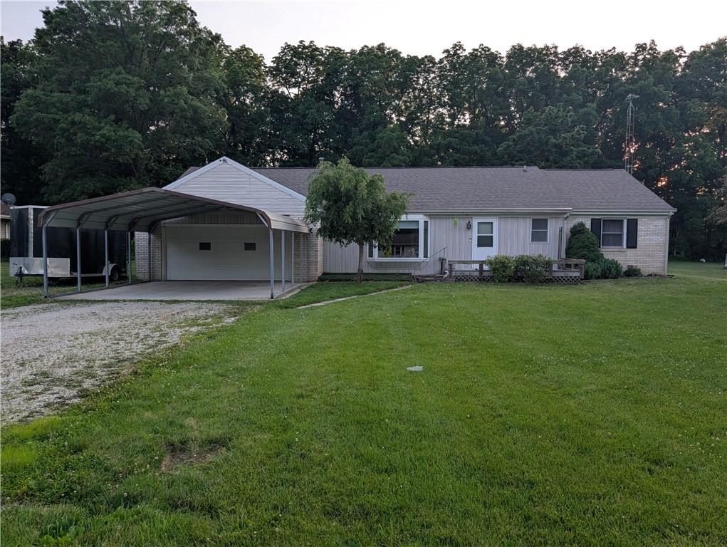 6749 N 1540th Street Property Photo 1
