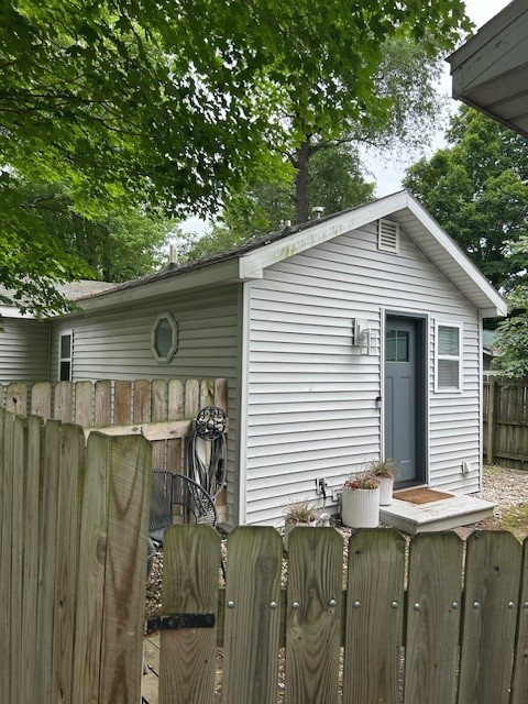 3221 E Lake Paradise Road Property Photo 5