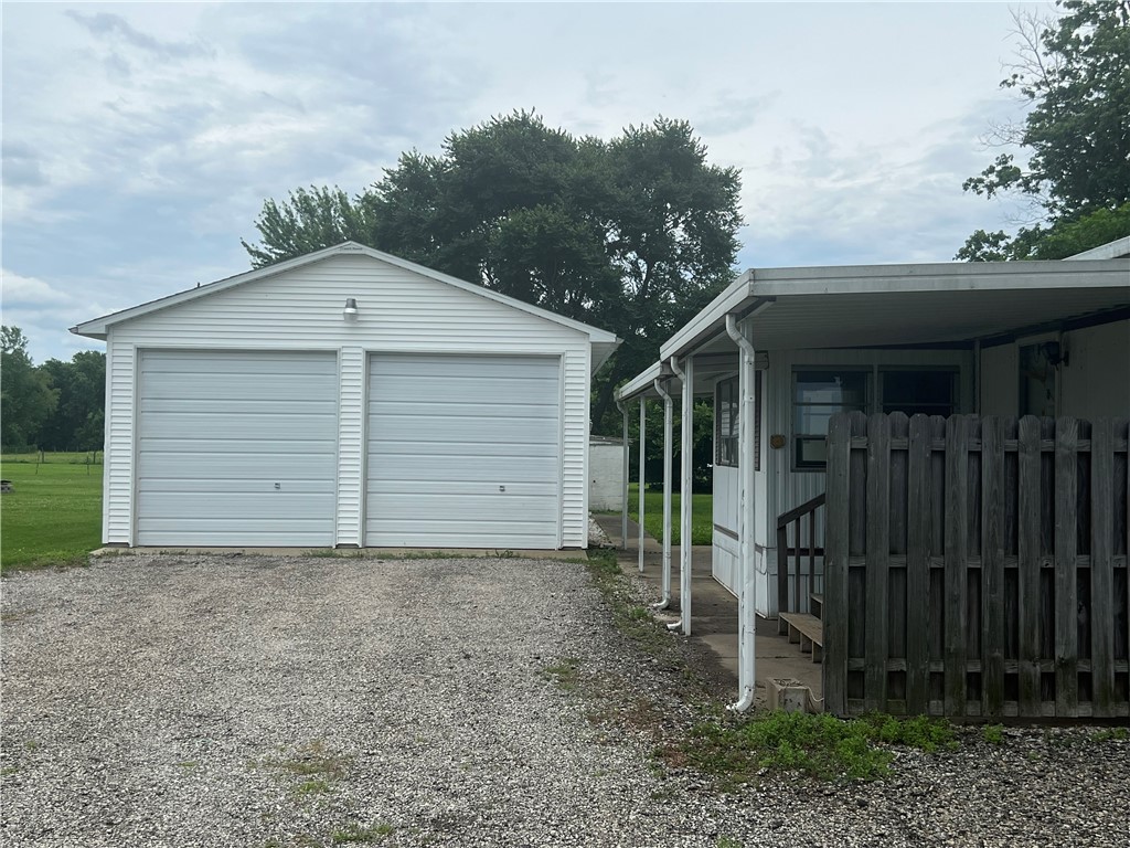 5715 Ocean Trail Property Photo 3