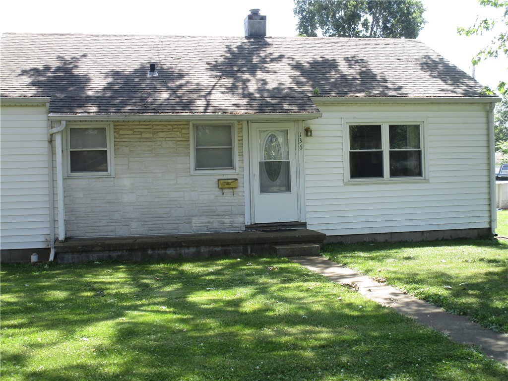 136 Macarthur Boulevard Property Photo
