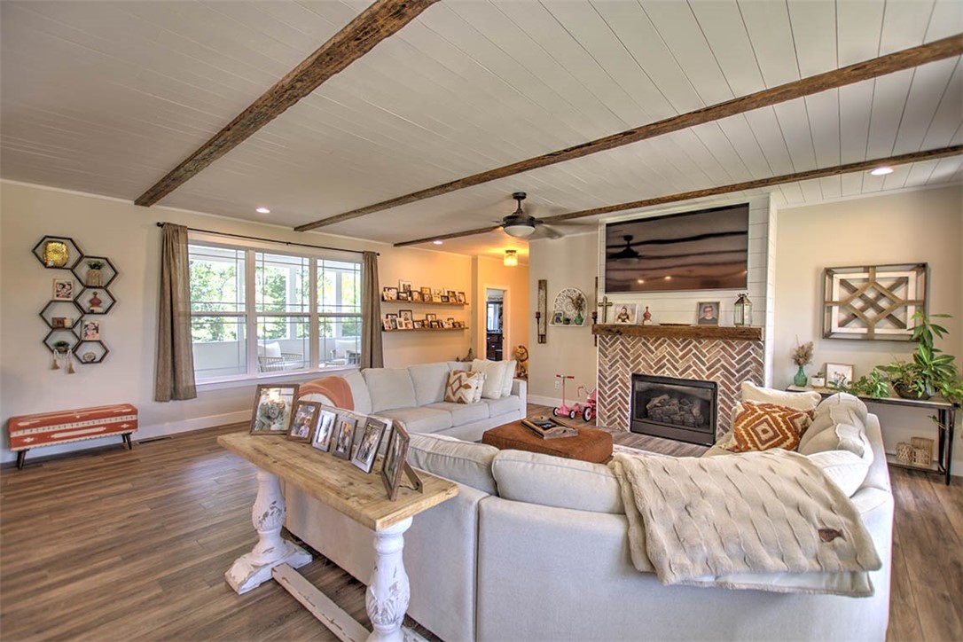 2125 Buckhead Avenue Property Photo 8