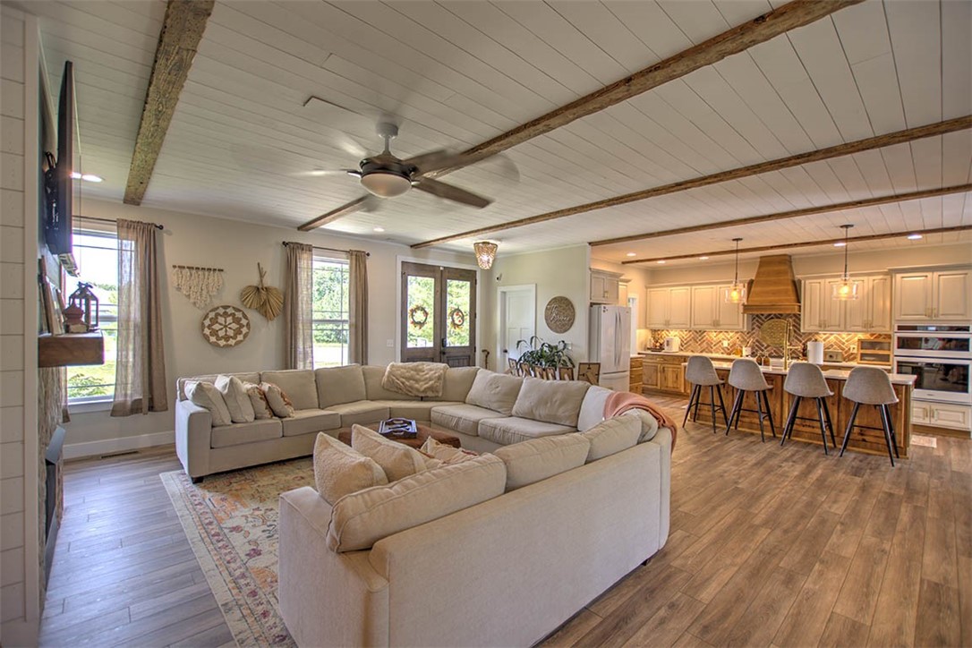 2125 Buckhead Avenue Property Photo 10