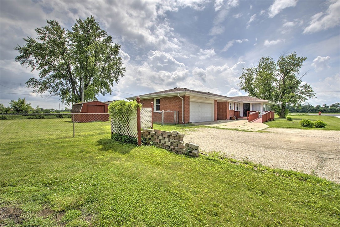 710-716 S Us-51 Property Photo 10